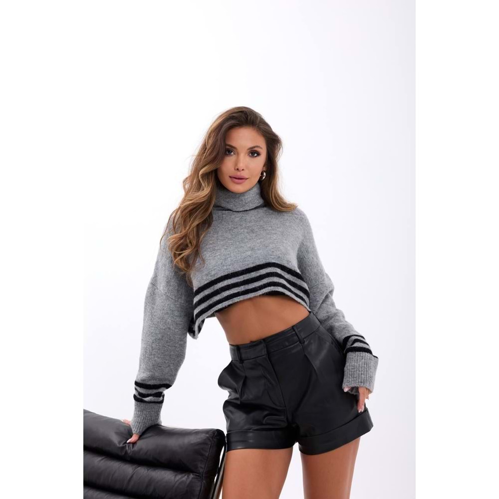 Gri Siyah Cizgili Crop Triko Kazak
