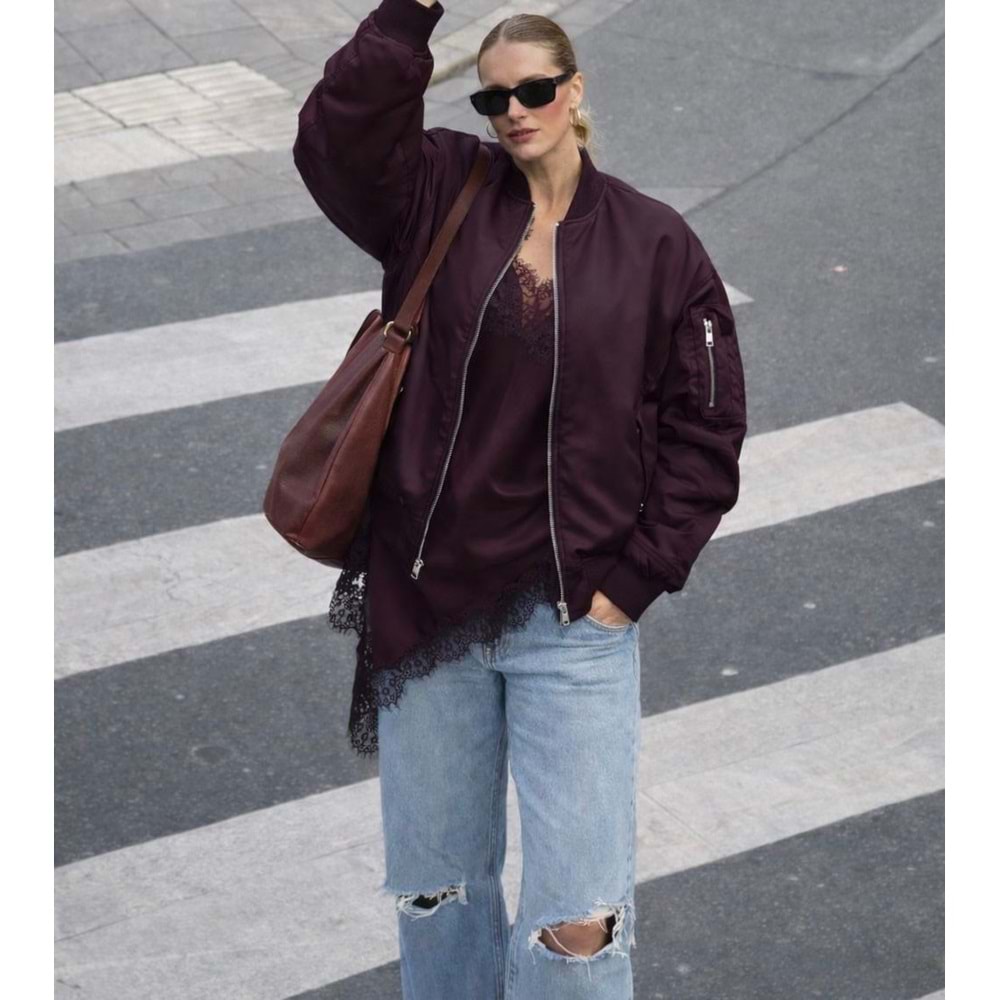 Asimetrik Kesim Dantelli Tasarım Bluz - MOR - L - ST00619-MOR-L