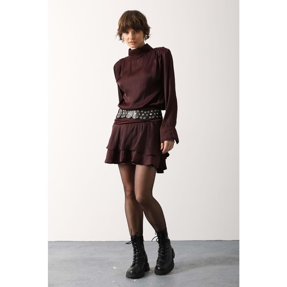 Gold Zımba Tasarım Kemerli Mini Saten Etek - L