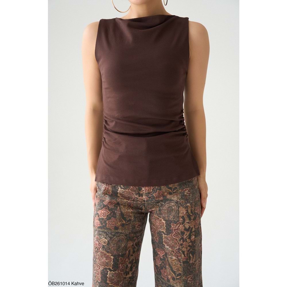 Acı Kahve Kolsuz Yandan Bel Büzgü Detaylı Bluz - Acı Kahve - L