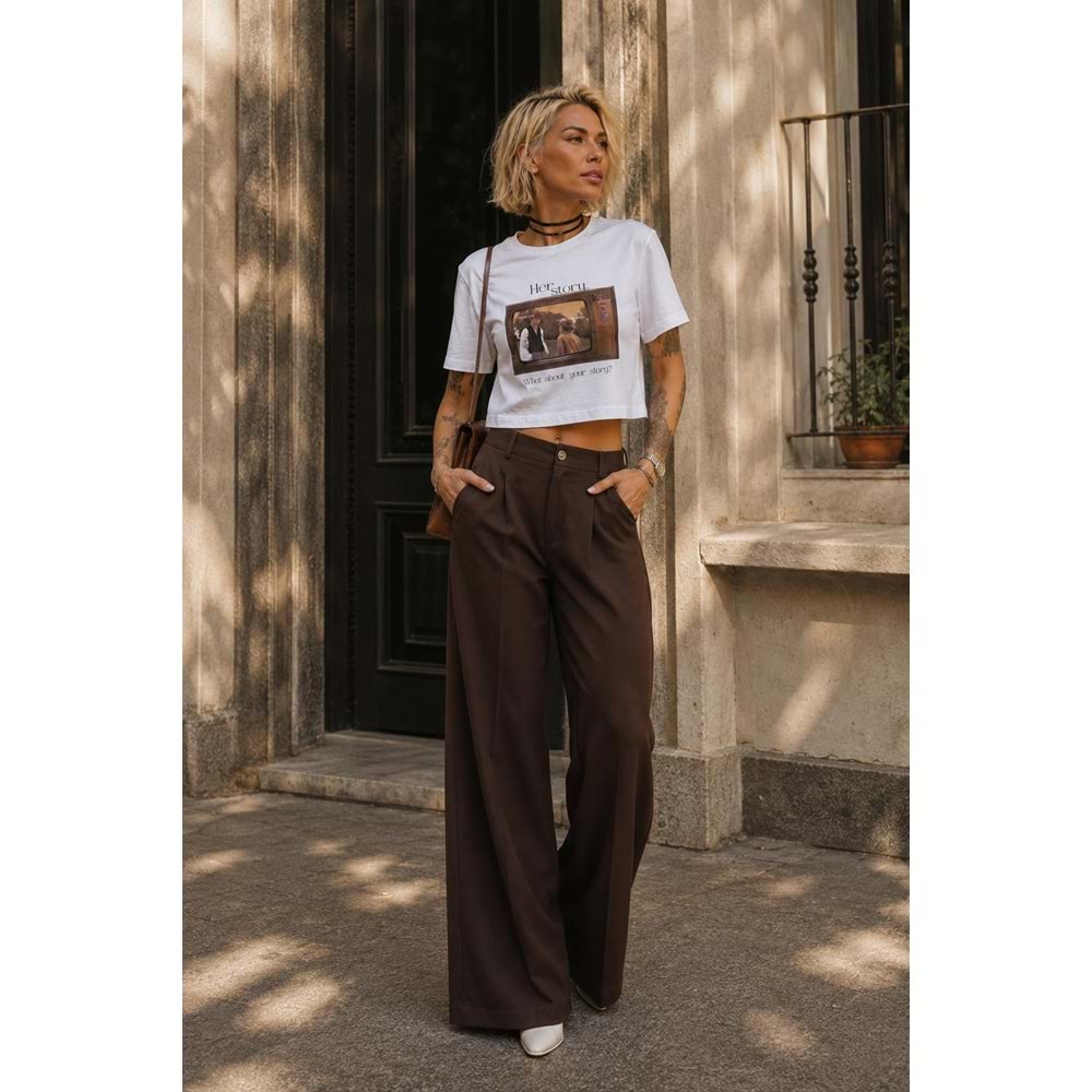What About Your Story ? Sinematik Baskılı Vatkalı T-Shirt