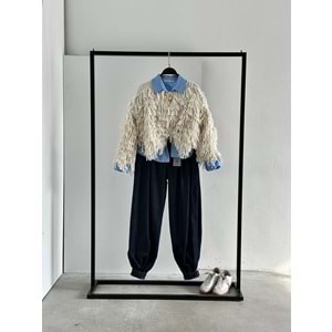 Püsküllü Kazak Krem Renk