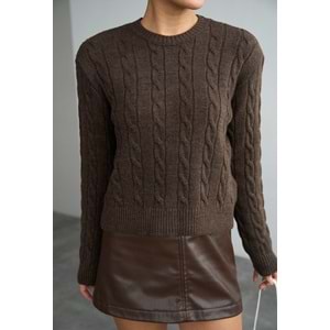 Saç Örgü Detaylı Acı Kahve Renk Kazak