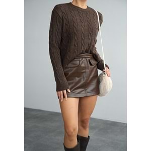 Saç Örgü Detaylı Acı Kahve Renk Kazak