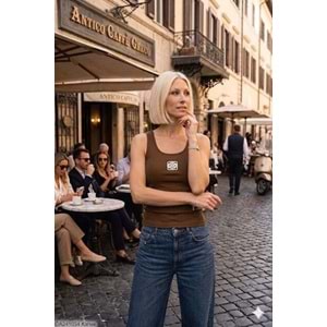 Göğüs Nakış Detaylı Askılı Kaşkorse Bluz - Acı Kahve - L