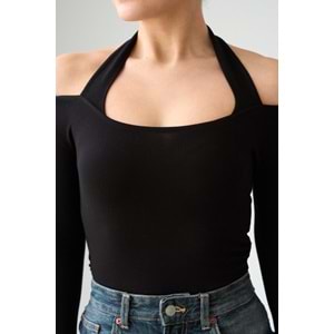 Uzun Kollu Yandan Büzgülü Boyun Detaylı Kadın Bluz - SİYAH - L