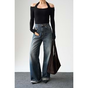 Uzun Kollu Yandan Büzgülü Boyun Detaylı Kadın Bluz - SİYAH - L