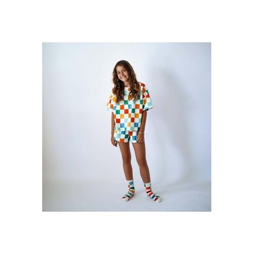 Kız Çocuk Damalı Çok Renkli Oversize Kare Desenli Tişört ve Şort Takımı