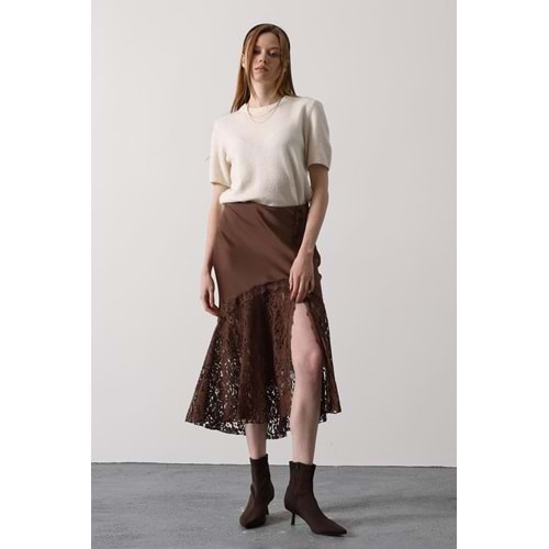 Yeni Sezon Dantelli Saten Etek Kahve - Bel Fermuar Kapamalı - L