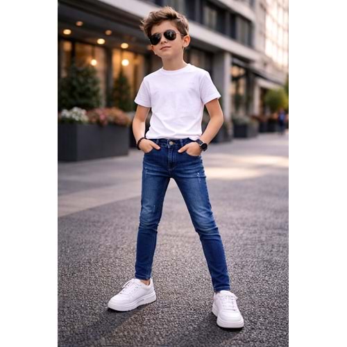 Erkek Çocuk Likralı Taşlamalı Denim Kot Pantolon / Jeans Koyu Mavi - LACİVERT - 9 YAŞ