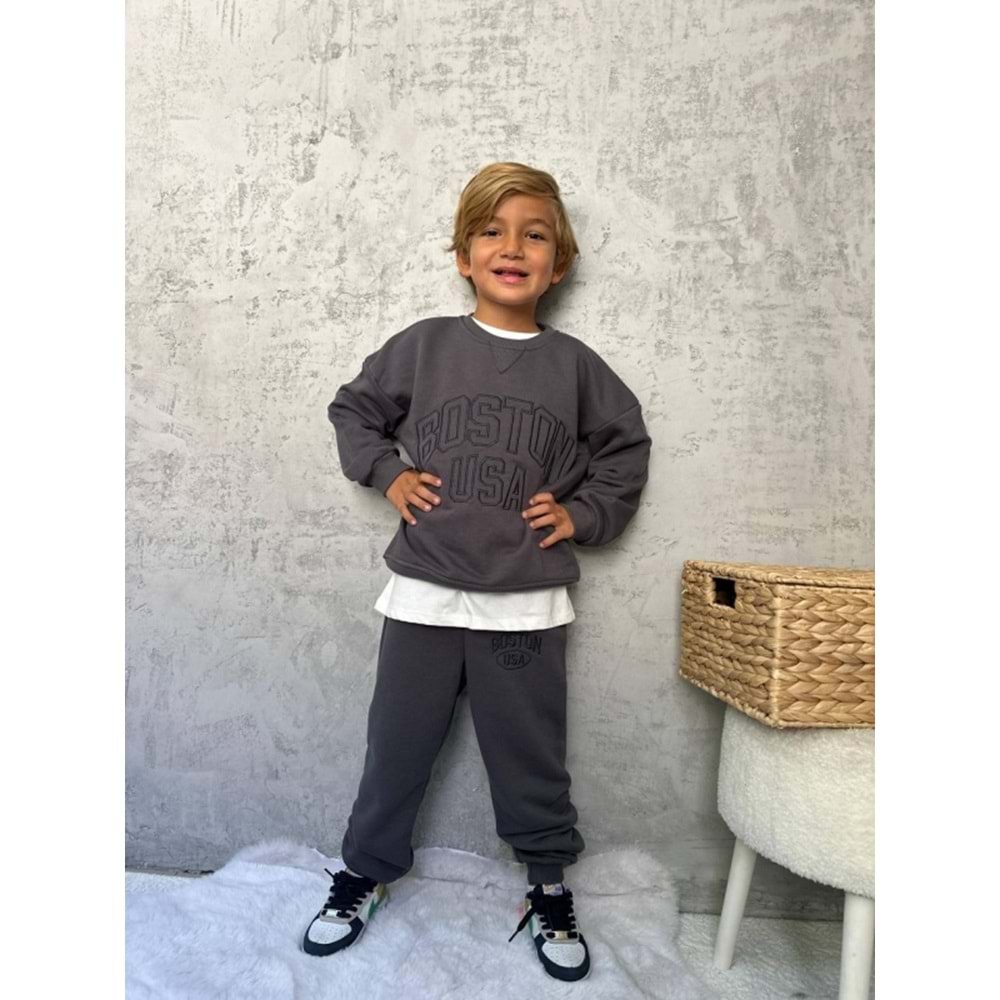 Erkek Çocuk Slogan Yazı Detaylı 3 İplik Eşofman Takımı