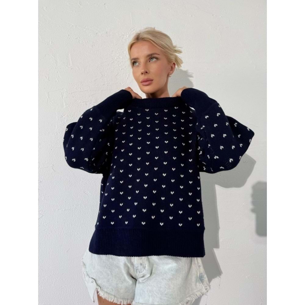 Kalp Baskı Görünümlü Lacivert Renk Kazak