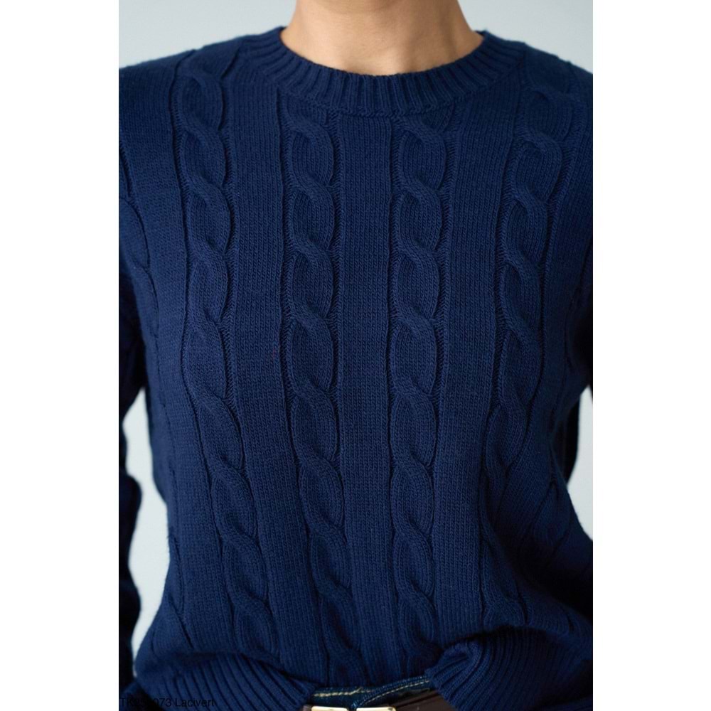 Saç Örgü Detaylı Lacivert Renk Kazak STD