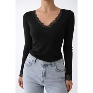 Kol ve Yaka Dantel Detaylı Bluz Siyah Renk - SİYAH - L - ST00613-SİYAH-L