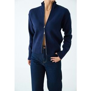 Lacivert Renk Çift Taraf Açılabilir Fermuarlı Hırka