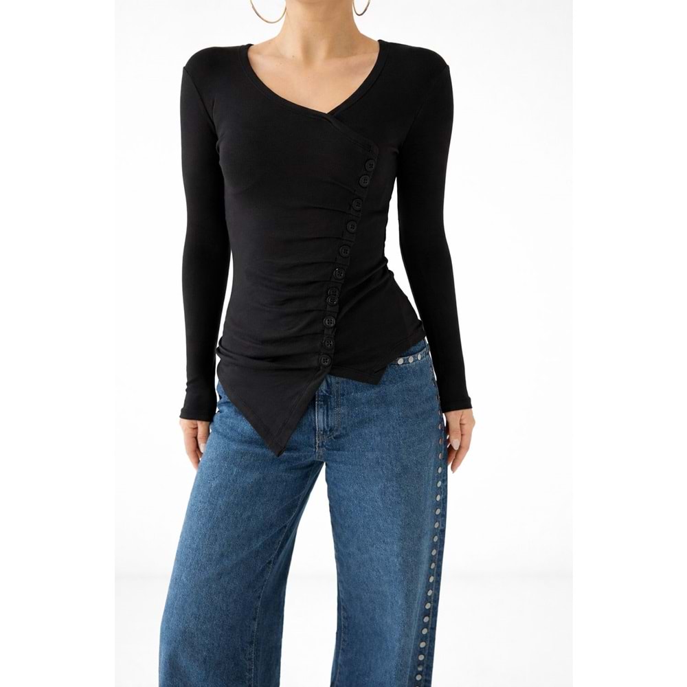 Asimetrik Kesim Yan Düğme Detaylı Tasarım Bluz