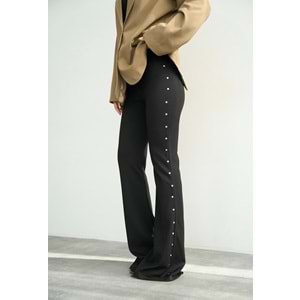 Yan Zımbalı Tasarım Ispanyol Paça Tayt Siyah