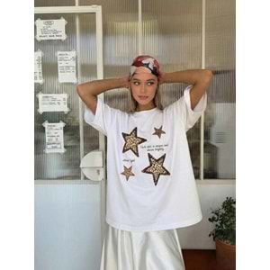 Oversize Yıldız ve Slogan Yazı Baskılı T-Shirt