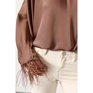 Luxe Knot Sırt Bağlama Kol Otriş Detaylı Saten Bluz - Kahve - Acı Kahve - M