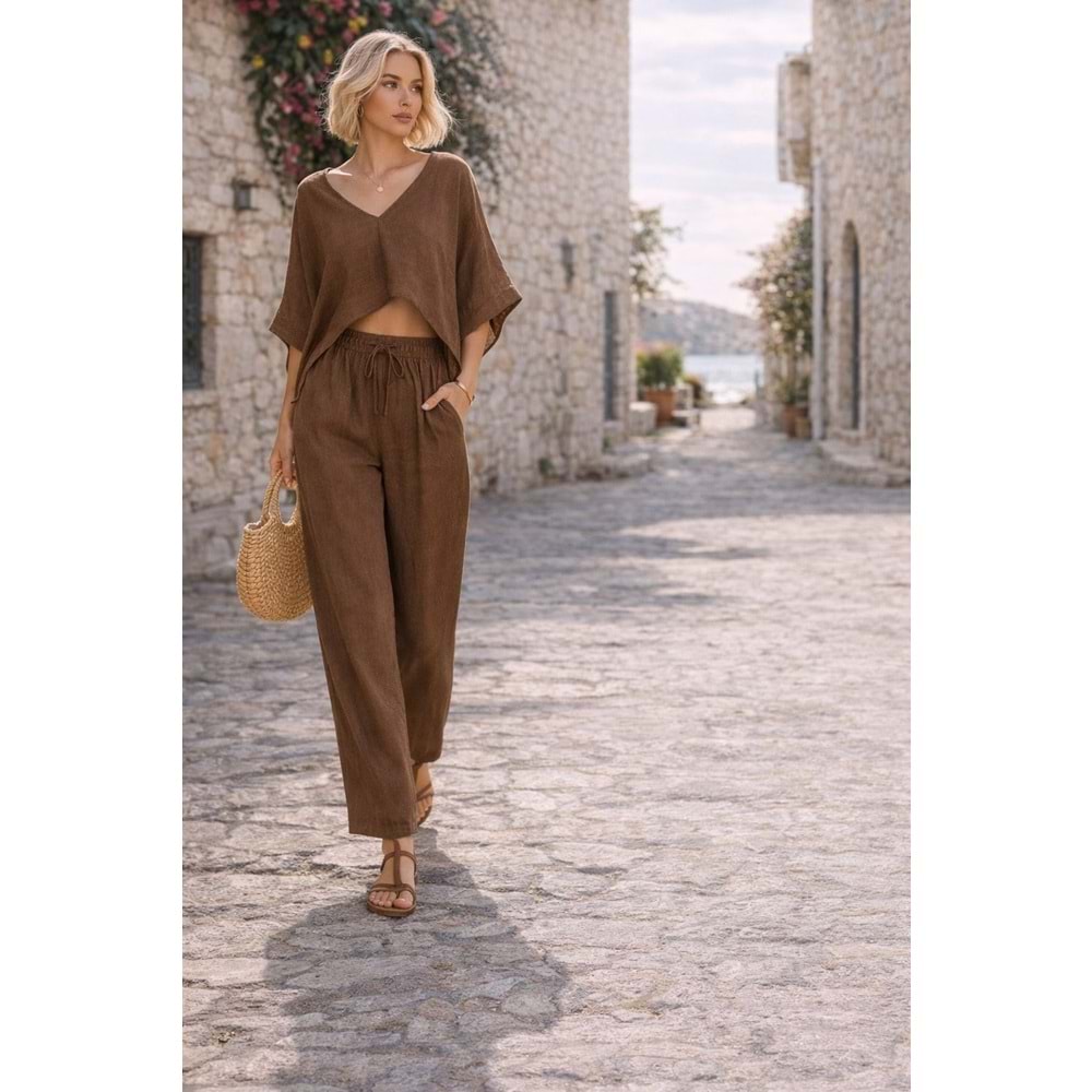 Keten V Yaka Yarasa Kol Crop Bluz Ve Rahat Kalıp Pantolon İkili Takım - KAHVERENGİ - L