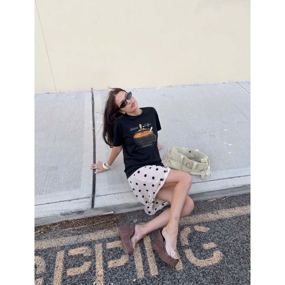 But 1st Coffee Baskılı Oversize Standart Beden T-Shirt