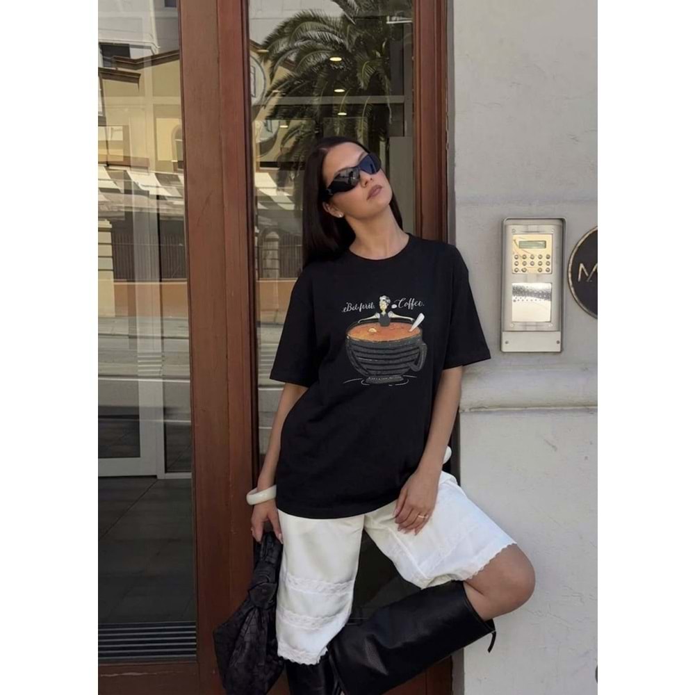 But 1st Coffee Baskılı Oversize Standart Beden T-Shirt