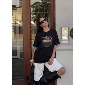 But 1st Coffee Baskılı Oversize Standart Beden T-Shirt