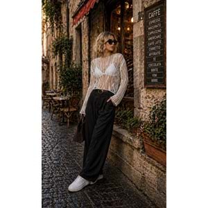 Soft Transparan Örme Ajur Bluz - Beyaz