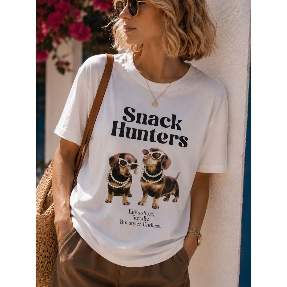 Inci Aksesuar Detaylı Trend Köpek Baskılı T-Shirt Snack Hunters